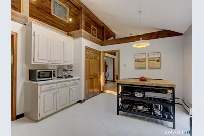 100 Heritage Drive, Glastonbury, CT 06033 - Photo 9