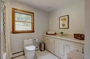 100 Heritage Dr, Glastonbury, CT 06033 - Photo 21