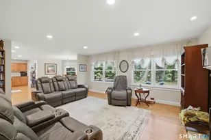 387 Stillwater Ave, Stamford, CT 06902 - Photo 13