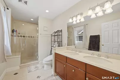 387 Stillwater Avenue, Stamford, CT 06902 - Photo 17