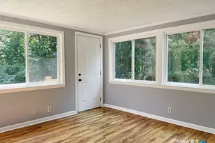6 Colonial Dr, Prospect, CT 06712 - Photo 9