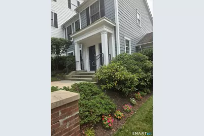 4 Westwood Drive #4, Stamford, CT 06902 - Photo 3