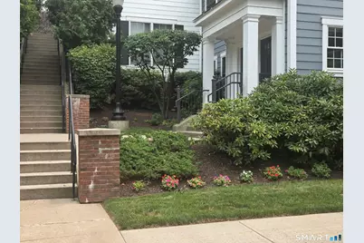 4 Westwood Drive #4, Stamford, CT 06902 - Photo 1