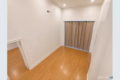 [Address not provided], New Haven, CT 06510 - Photo 5