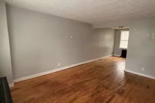 22 St James St, Manchester, CT 06040 - Photo 3