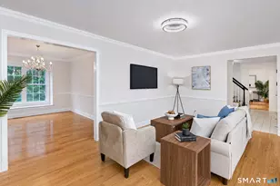 2 Sutherland Dr, Newtown, CT 06482 - Photo 9