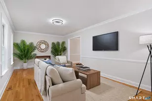 2 Sutherland Dr, Newtown, CT 06482 - Photo 7