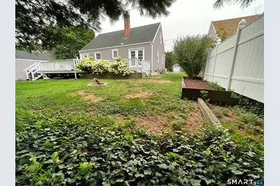 86 Ferndale Avenue, Stratford, CT 06614 - Photo 11