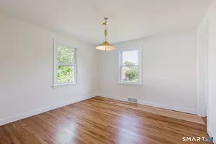 41 Stillson Pl, Fairfield, CT 06824 - Photo 13