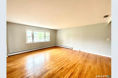 35 Woodmont Road, West Hartford, CT 06117 - Photo 5