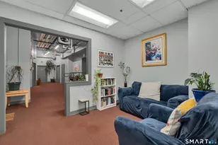 124 Court St, New Haven, CT 06511 - Photo 21