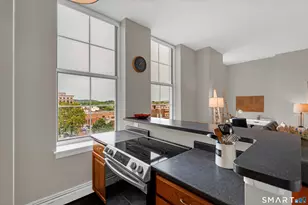 124 Court St, New Haven, CT 06511 - Photo 5