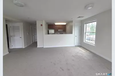 1 Birch Drive #21, Stamford, CT 06902 - Photo 3