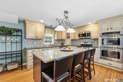 142 Nicholson Street, Newington, CT 06111 - Photo 5