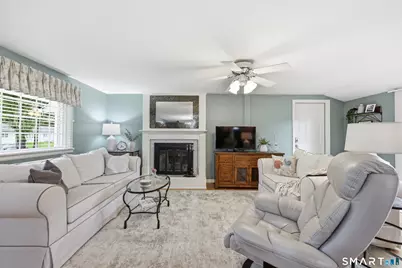 142 Nicholson Street, Newington, CT 06111 - Photo 9