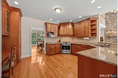 385 Second Hill Falls Lane, Bridgewater, CT 06752 - Photo 17