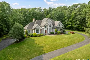 385 2nd Hill Falls Ln, Bridgewater, CT 06752 - Photo 37
