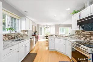 83 Fox Hollow, Avon, CT 06001 - Photo 9