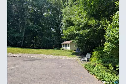 32 Shari Drive, Seymour, CT 06483 - Photo 3