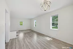 53 Prospect St, Bloomfield, CT 06002 - Photo 13
