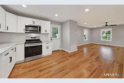 33 West End Avenue #B, Branford, CT 06405 - Photo 5