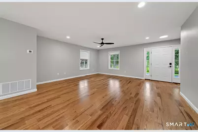 33 West End Avenue #B, Branford, CT 06405 - Photo 7