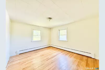 2326 Old Town Road, Bridgeport, CT 06606 - Photo 19