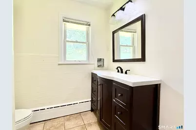 2326 Old Town Road, Bridgeport, CT 06606 - Photo 21