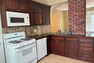51 Nesbit Ave, West Hartford, CT 06119 - Photo 3
