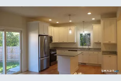 33 Maple Avenue #B, Bethel, CT 06801 - Photo 9