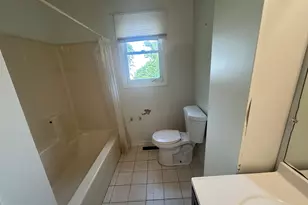 672 Woodward Ave, New Haven, CT 06512 - Photo 25