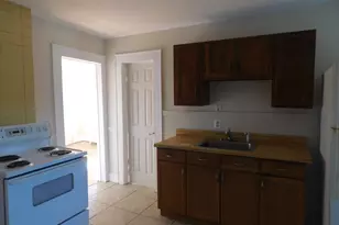 227-231 Edna Ave, Bridgeport, CT 06610 - Photo 5