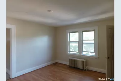 227-231 Edna Avenue #3, Bridgeport, CT 06610 - Photo 3