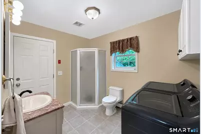 2 Curtis Avenue, New Fairfield, CT 06812 - Photo 11