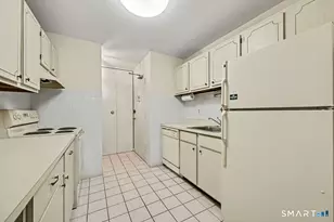 1700 Broadbridge Ave, Stratford, CT 06614 - Photo 3