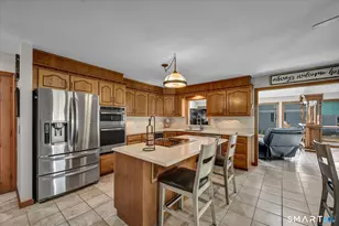42 Lakeview Dr, Wolcott, CT 06716 - Photo 17