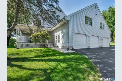 42 Lakeview Drive, Wolcott, CT 06716 - Photo 5