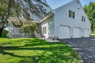 42 Lakeview Dr, Wolcott, CT 06716 - Photo 5
