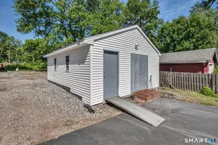 42 Lakeview Dr, Wolcott, CT 06716 - Photo 5
