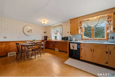 425 Hills Street, East Hartford, CT 06118 - Photo 13