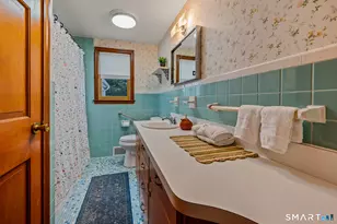 425 Hills St, East Hartford, CT 06118 - Photo 17