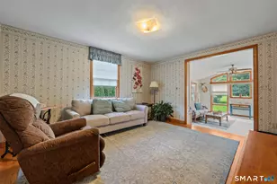 425 Hills St, East Hartford, CT 06118 - Photo 17