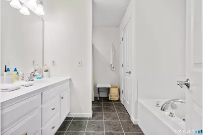89 Sterling Drive #89, Newington, CT 06111 - Photo 21