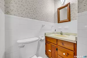 55 Holly Ln, Wethersfield, CT 06109 - Photo 11