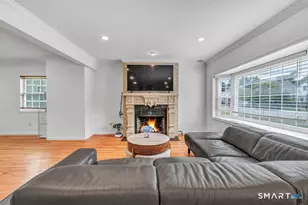 171 Henderson Rd, Fairfield, CT 06824 - Photo 5