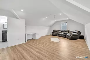 171 Henderson Rd, Fairfield, CT 06824 - Photo 27