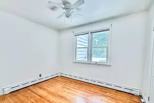 112 Ochsner Pl, Bridgeport, CT 06606 - Photo 17