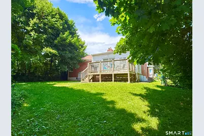 112 Ochsner Place, Bridgeport, CT 06606 - Photo 3