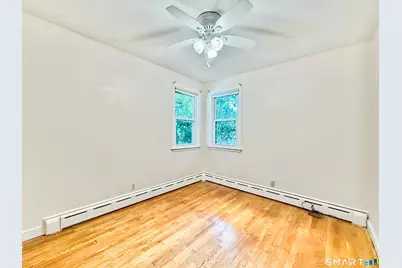 112 Ochsner Place, Bridgeport, CT 06606 - Photo 19