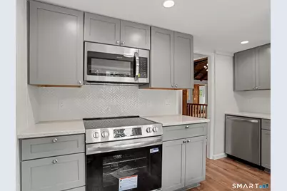 22 Ridge Road, New Fairfield, CT 06812 - Photo 15